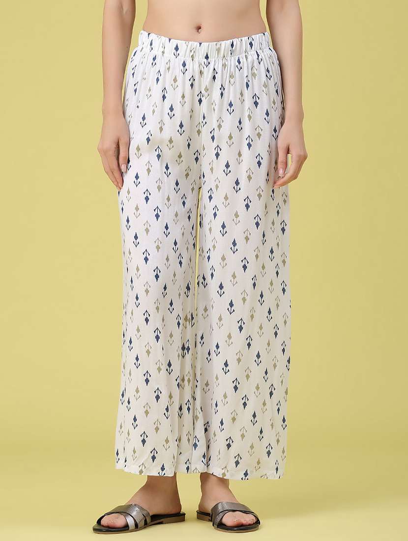 women printed mid rise relaxed fit palazzo