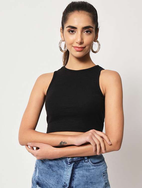 women solid sleeveless crop top
