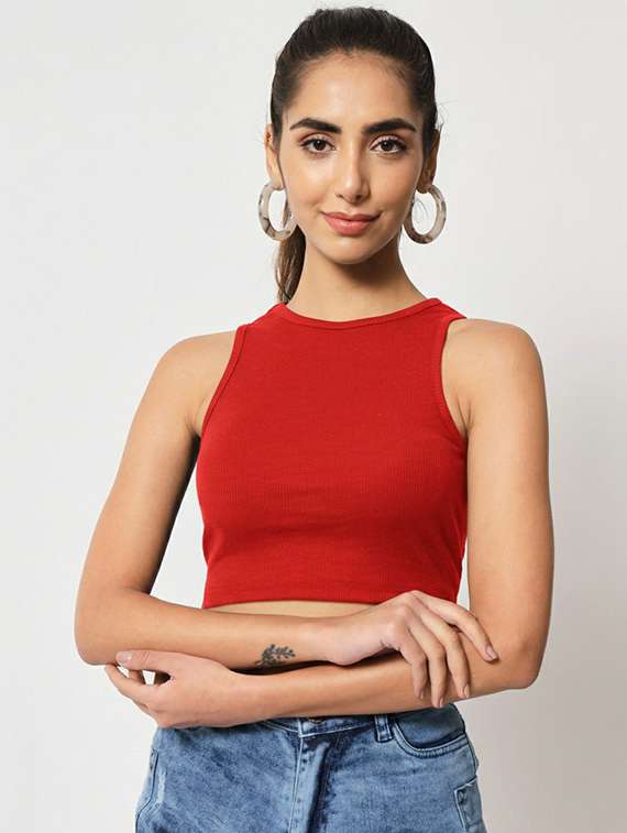 women solid sleeveless crop top