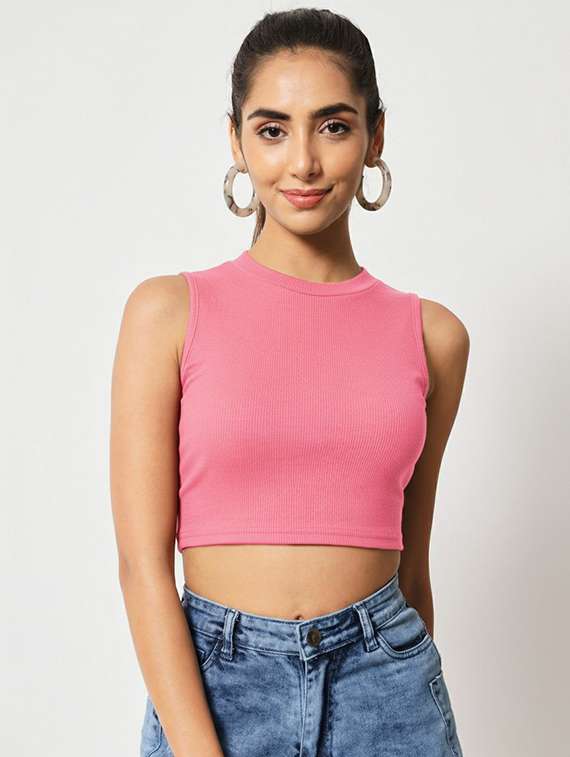 women solid sleeveless crop top