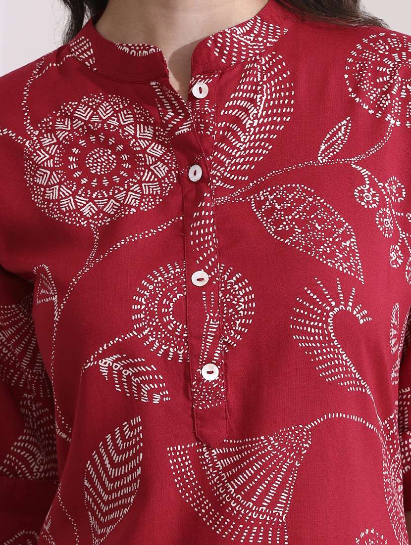 women red rayon straight kurta - 22437133 -  Standard Image - 1