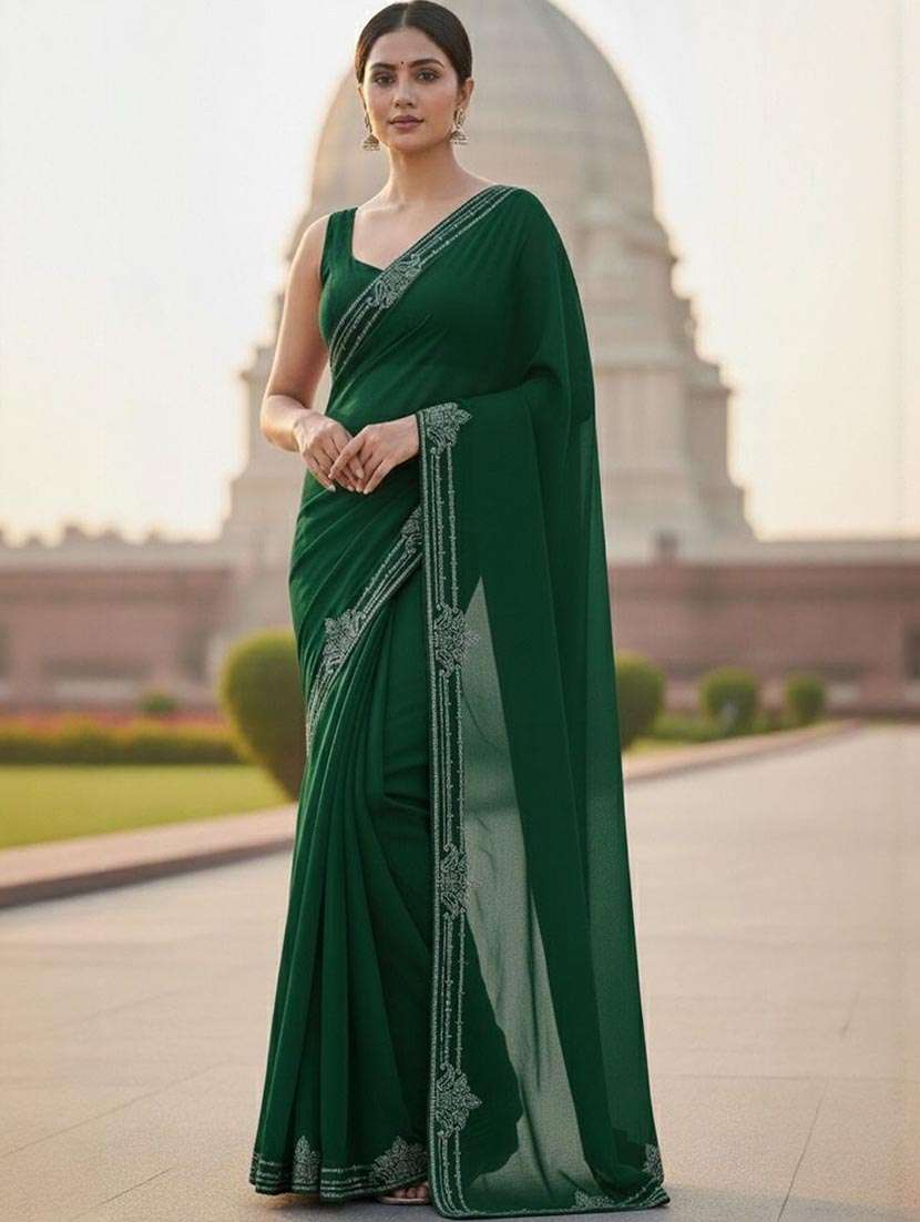 women solid with bordered saree with blouse