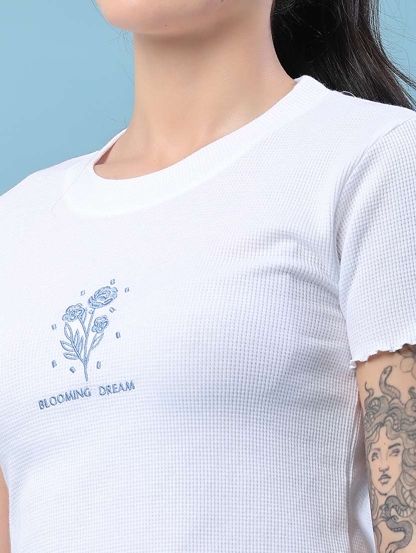 women embroidered round neck regular t-shirt - 22438308 -  Standard Image - 1