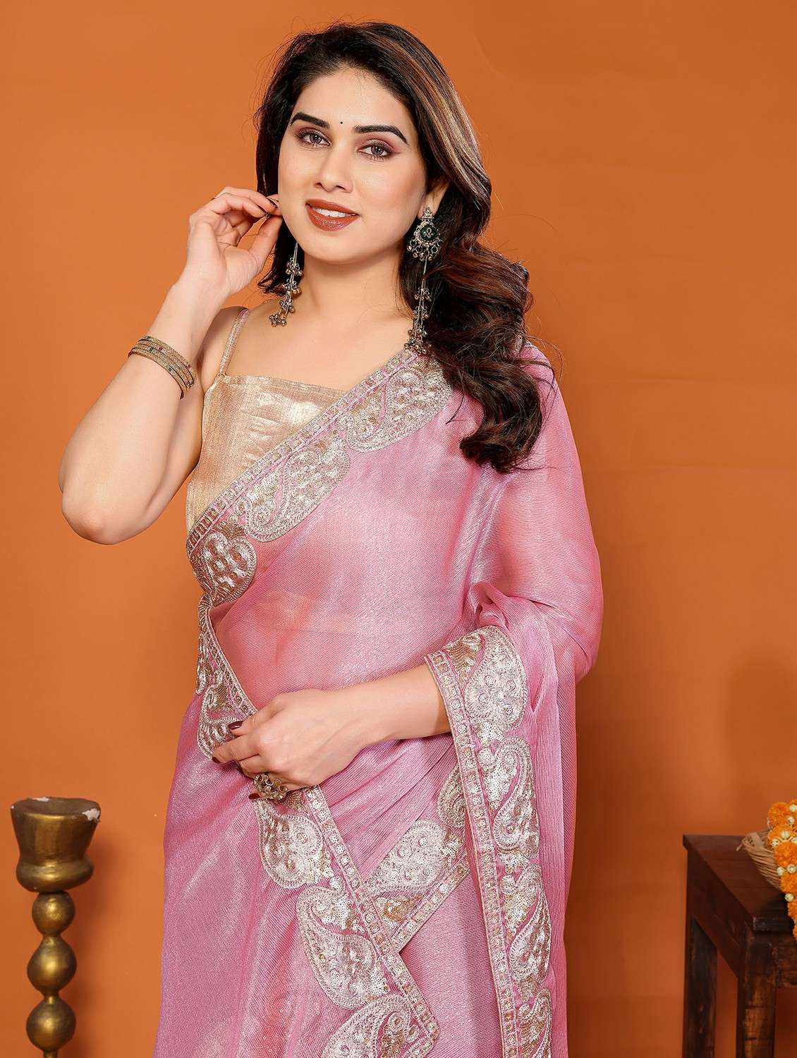 women solid with bordered saree with blouse - 22439672 -  Standard Image - 1