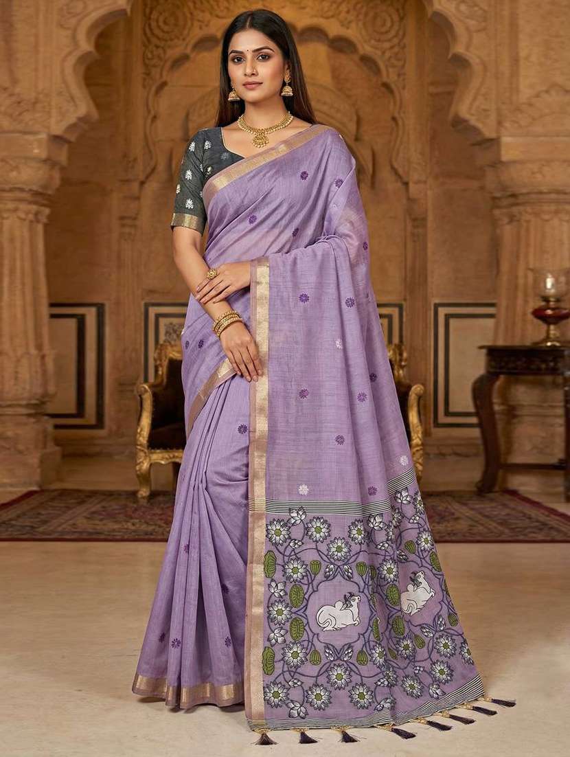 women floral printed saree with blouse