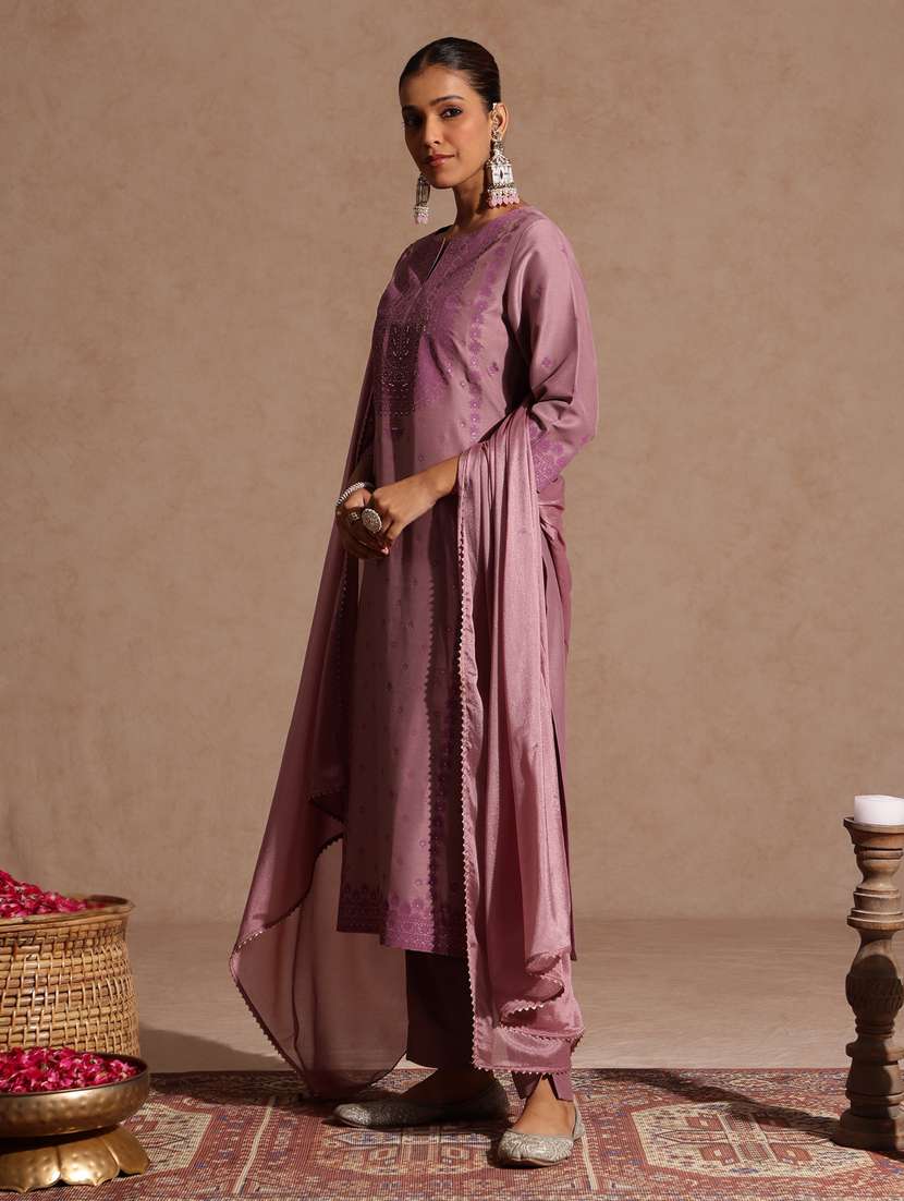 purple silk blend kurta dupatta  set - 22439857 -  Standard Image - 4