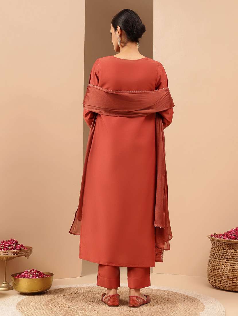 rust muslin kurta dupatta  set - 22439858 -  Standard Image - 4