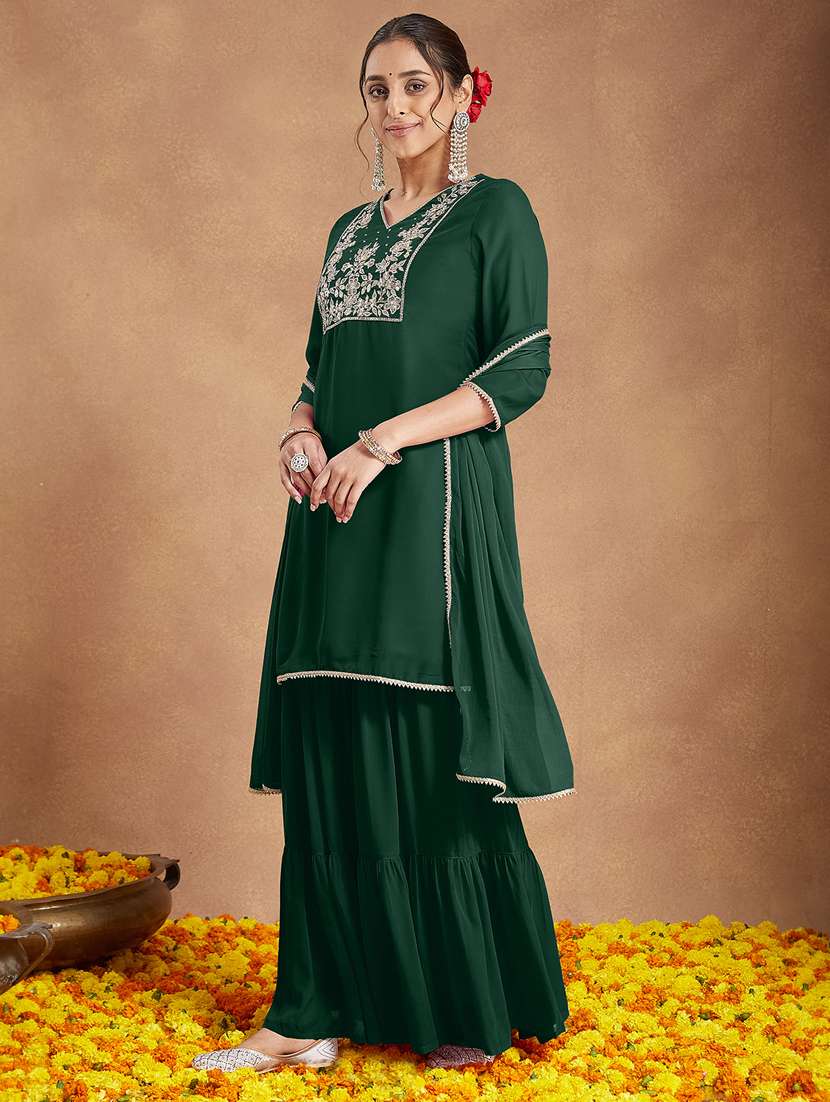 women green kurta dupatta set - 22439866 -  Standard Image - 4