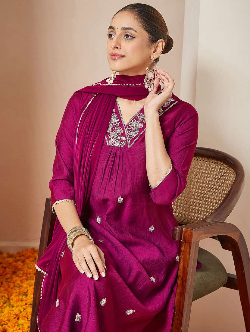 women pink kurta dupatta set - 22439889 -  Standard Image - 1