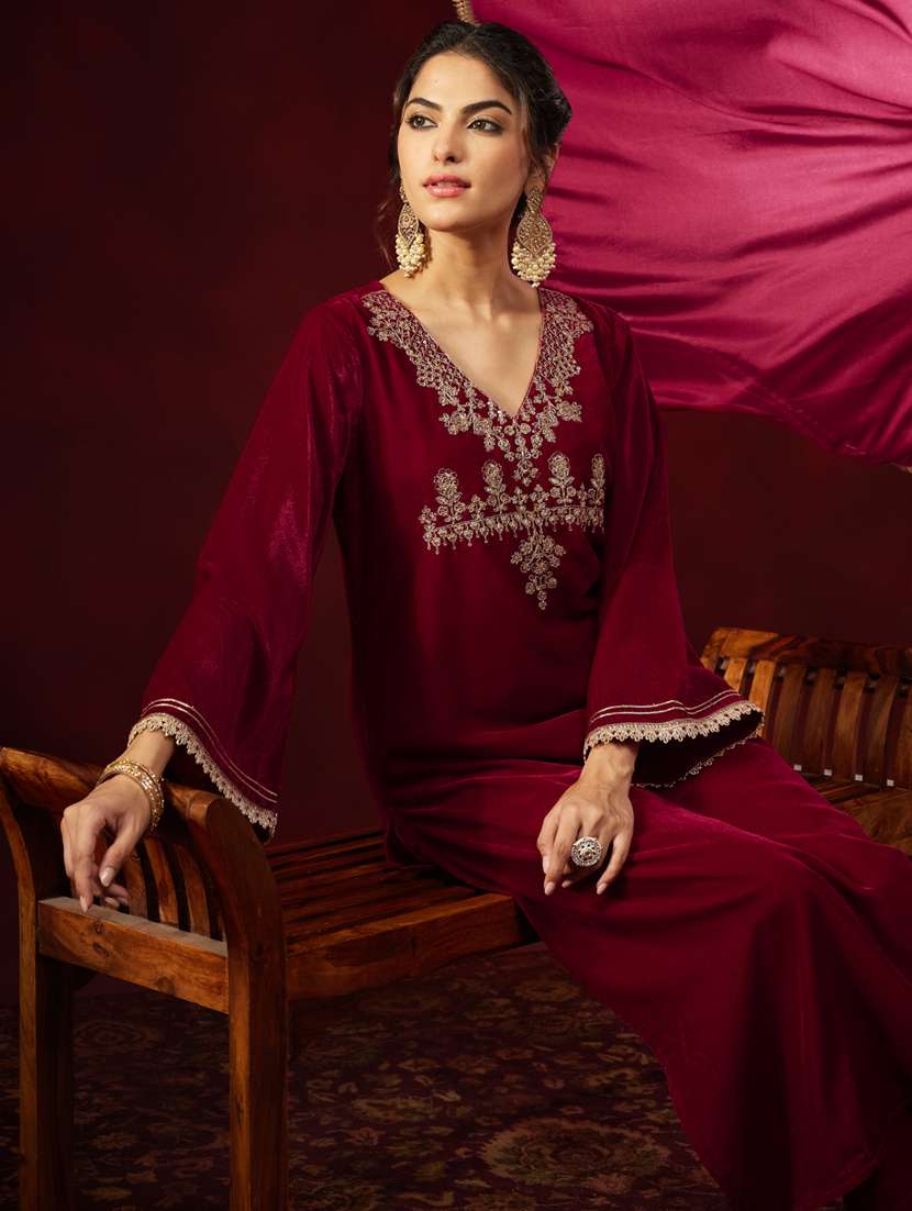women red kurta dupatta set - 22439915 -  Standard Image - 1