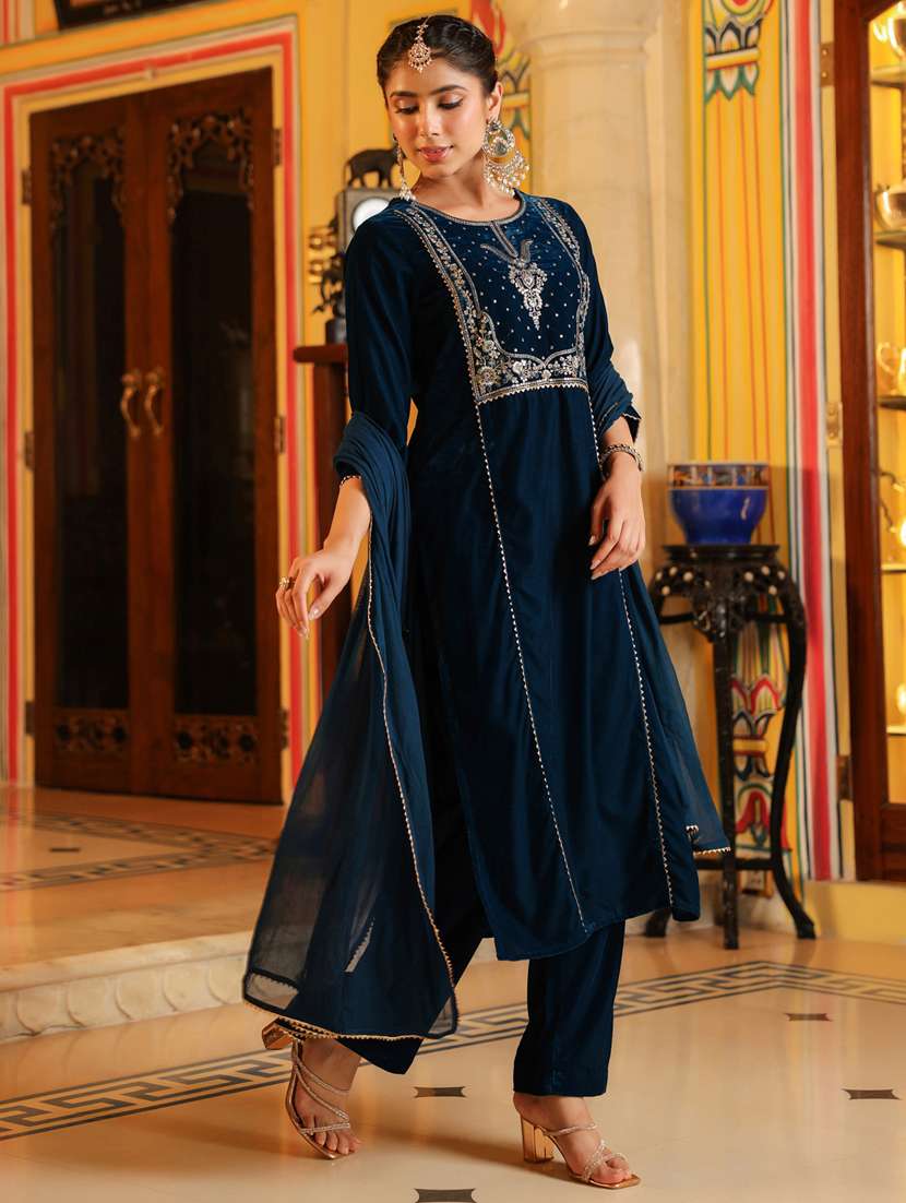 women teal kurta dupatta set - 22439920 -  Standard Image - 4
