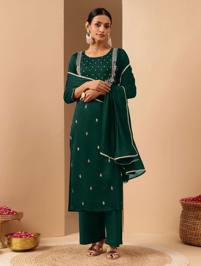 women three quarter sleeve kurat and pant with dupatta set