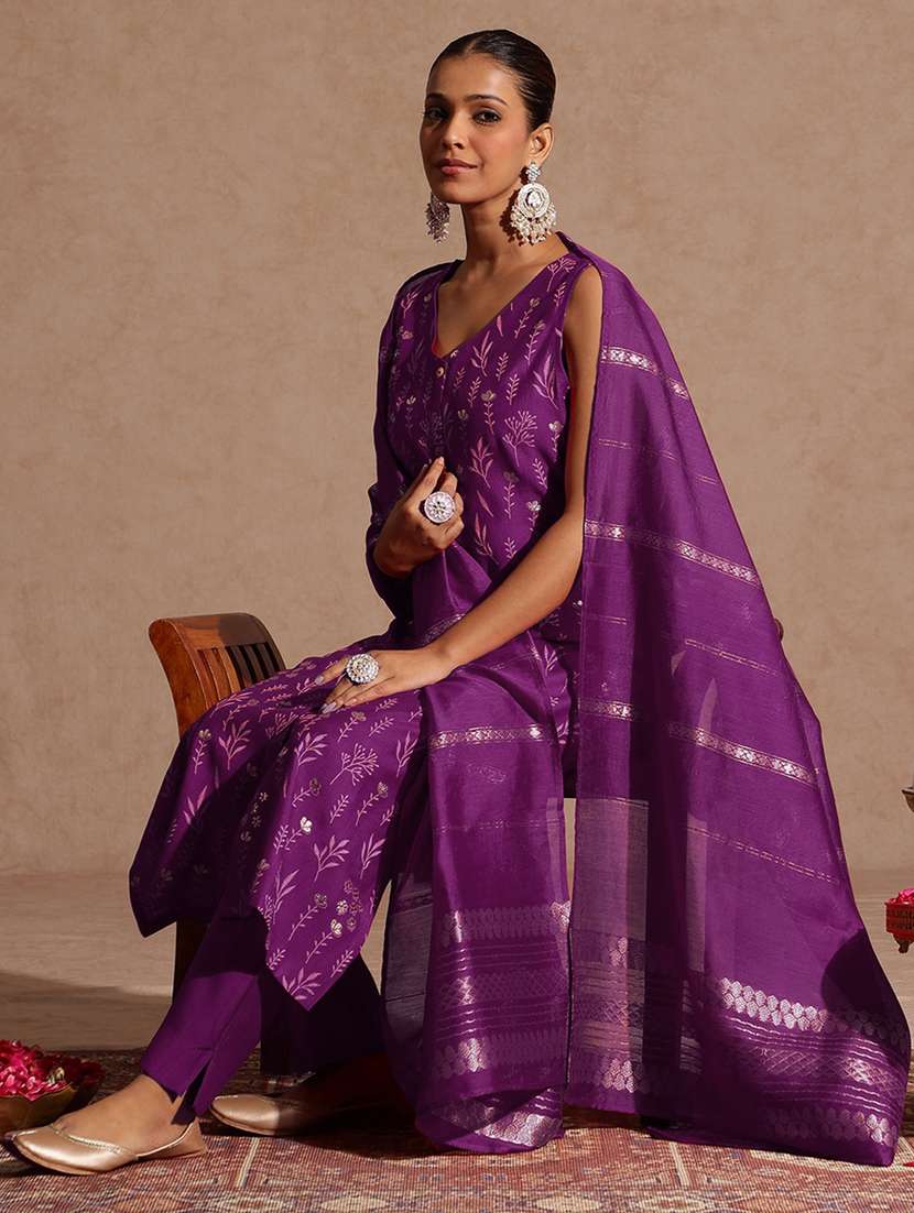 women purple kurta dupatta set - 22439959 -  Standard Image - 4