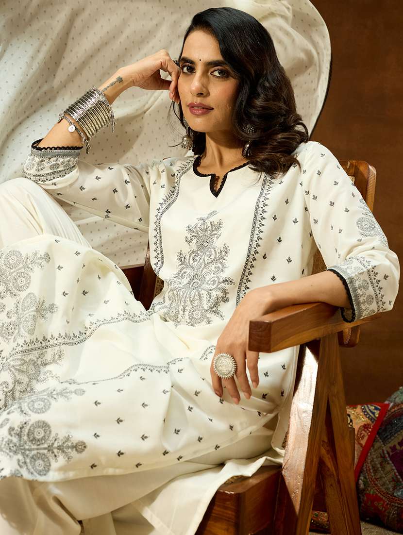 women white kurta dupatta set - 22439968 -  Standard Image - 1