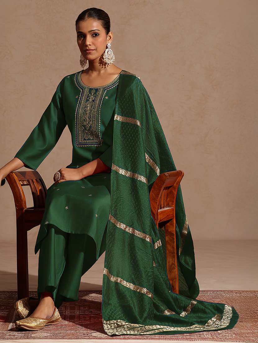 Women Bottle Green Kurta Dupatta Set - 22439979 -  Standard Image - 4