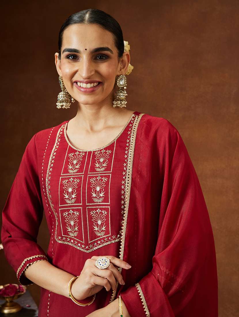 women maroon kurta dupatta set - 22440049 -  Standard Image - 1
