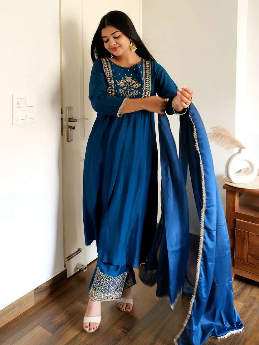 women teal kurta pant set - 22440053 -  Standard Image - 4