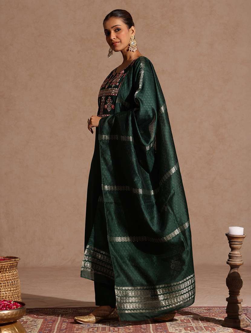 women bottle green kurta dupatta set - 22440057 -  Standard Image - 4