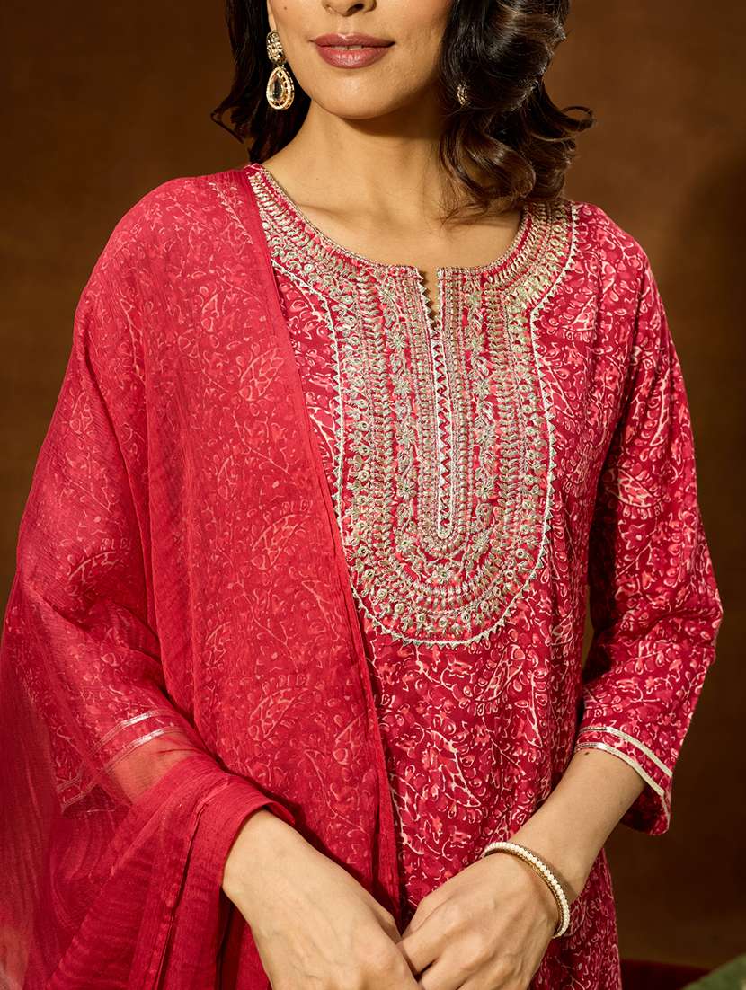 women maroon kurta dupatta set - 22440063 -  Standard Image - 1