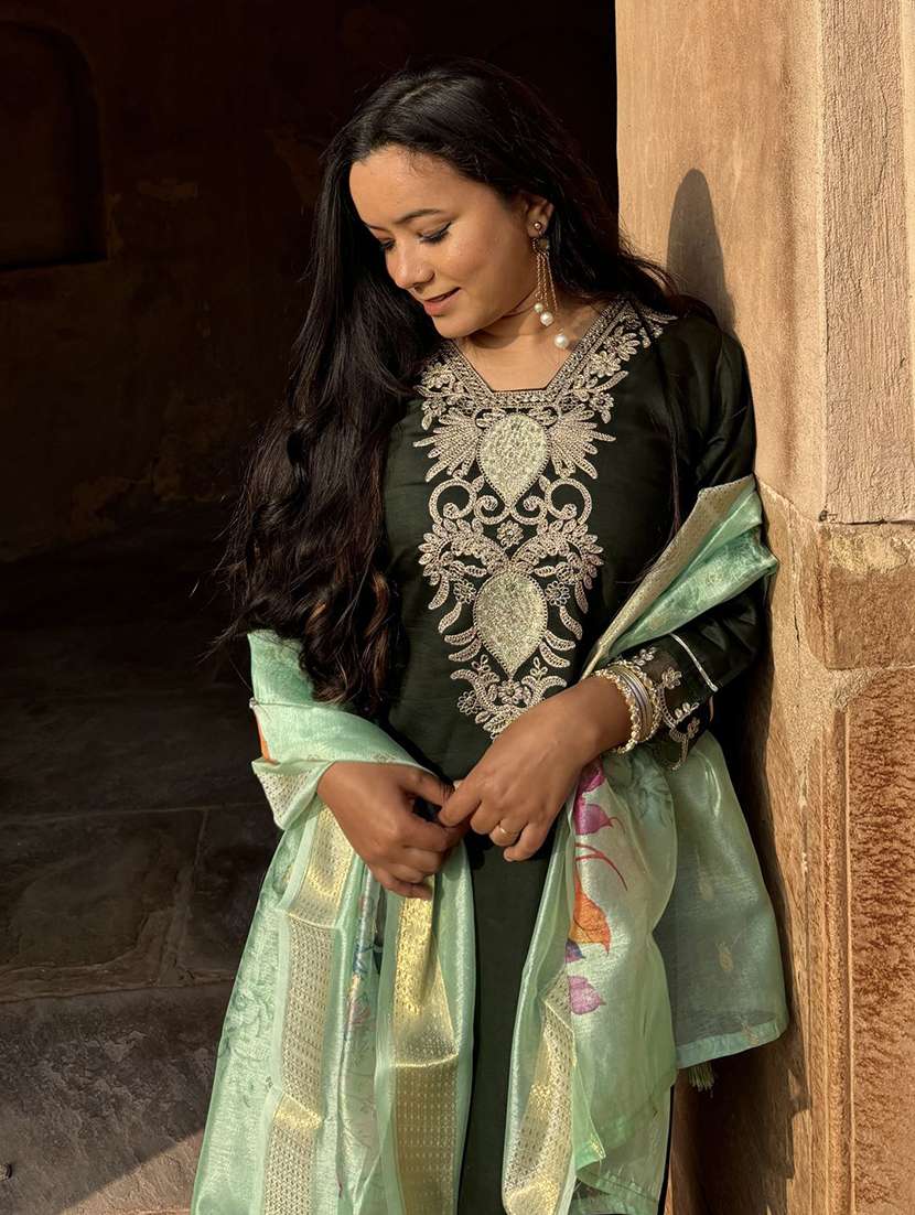 women solid with work three quarter sleeve kurta pant with dupatta set - 22440133 -  Standard Image - 1