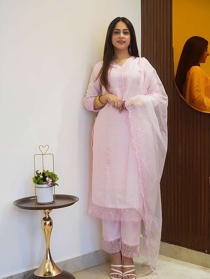 Women Pink Kurta Dupatta Set - 22440158 -  Standard Image - 1