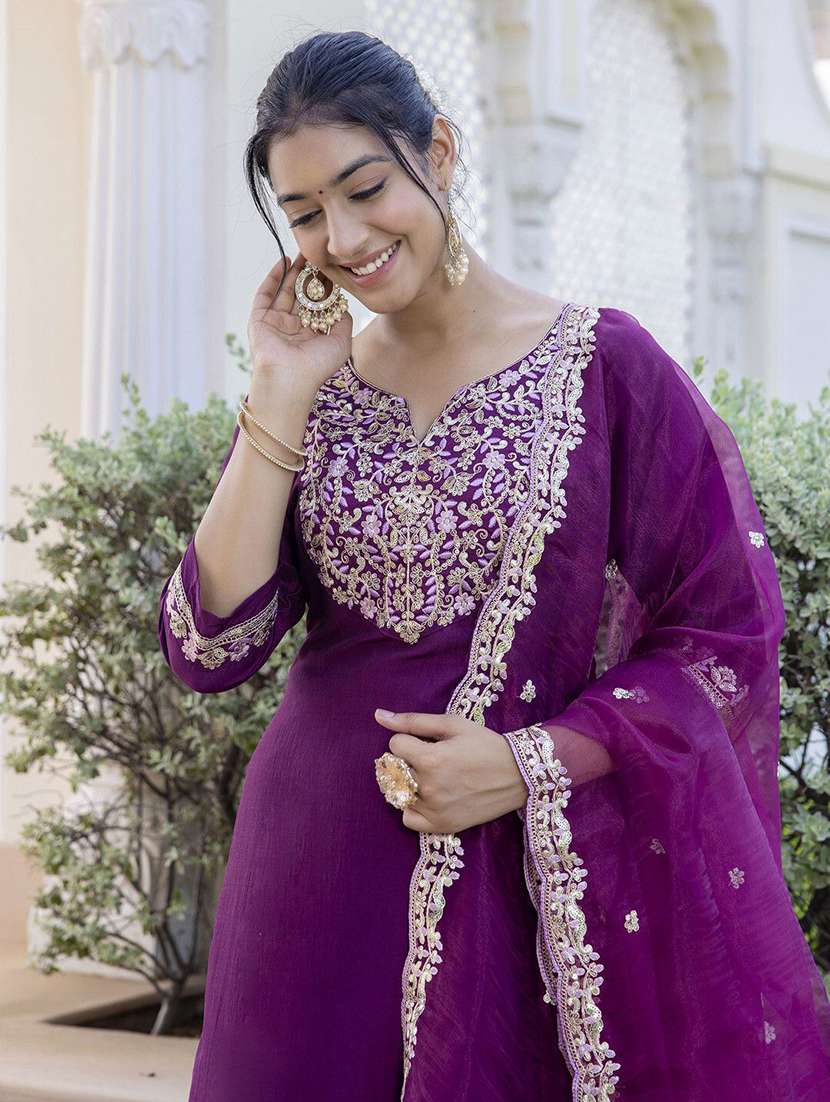 Women Self Design Purple Kurta Dupatta Set - 22440173 -  Standard Image - 1