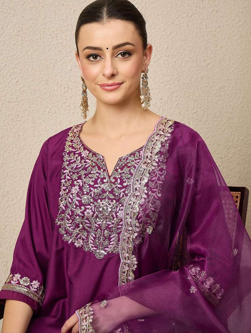 Women Purple Kurta Dupatta Set - 22440174 -  Standard Image - 1