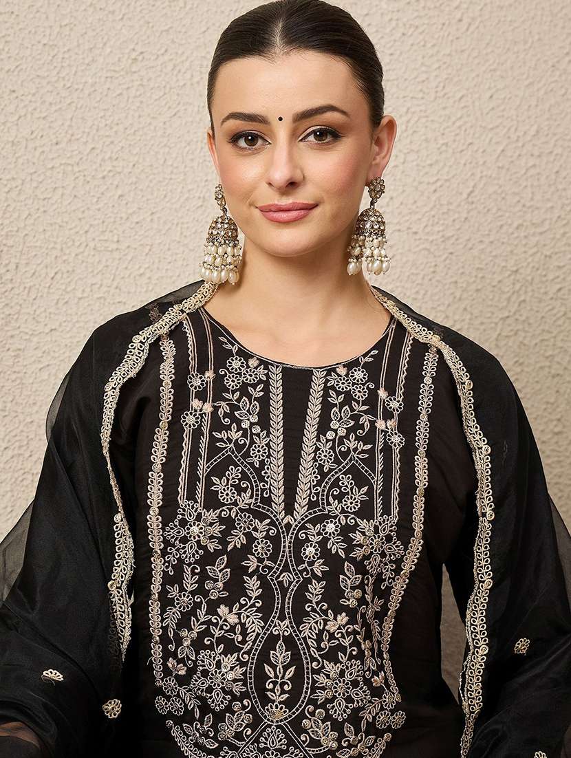Women Black Kurta Dupatta Set - 22440193 -  Standard Image - 1