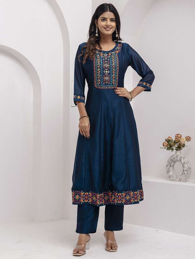 women blue kurta dupatta set - 22440206 -  Standard Image - 1