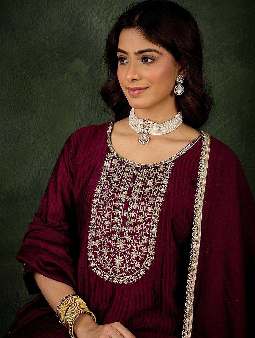 women purple kurta dupatta set - 22440223 -  Standard Image - 1