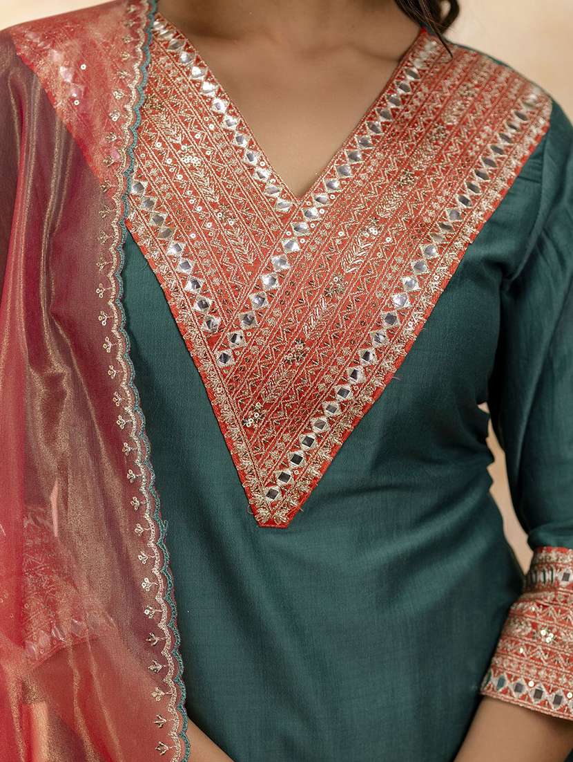 Women Green Kurta Dupatta Set - 22440239 -  Standard Image - 1