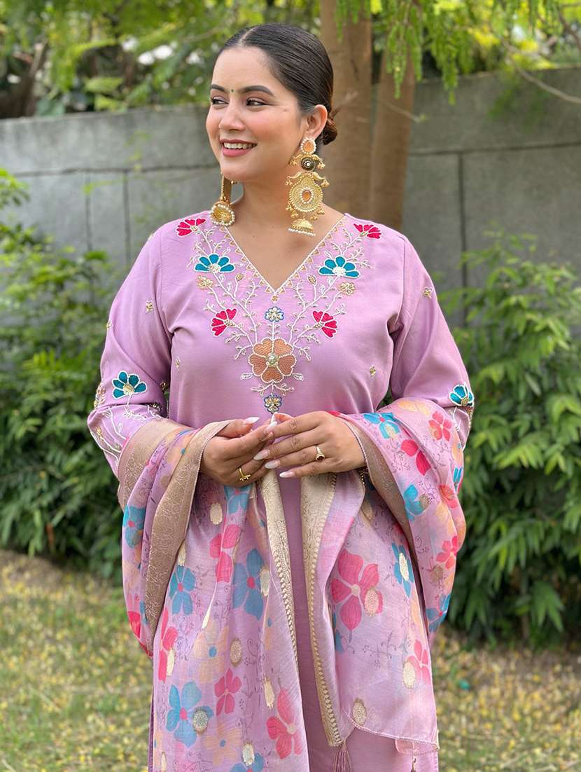 Women Purple Kurta Dupatta Set - 22440372 -  Standard Image - 1