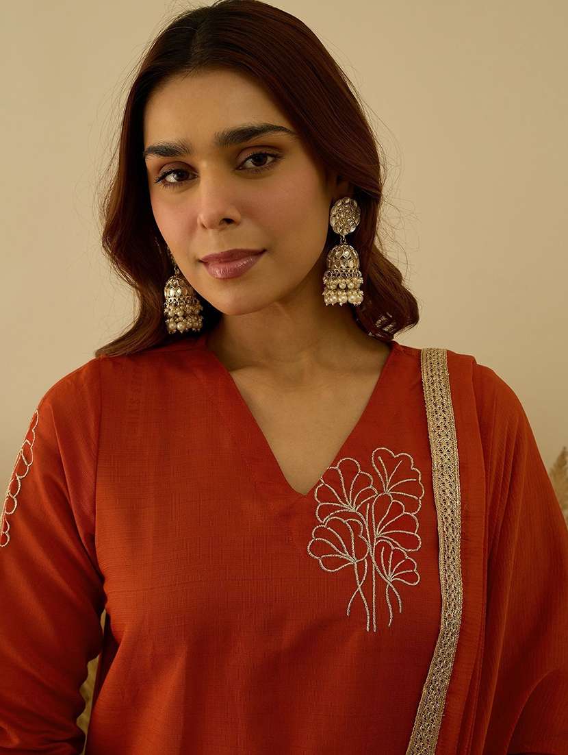 Women Self Design Orange Kurta Dupatta Set - 22440385 -  Standard Image - 1