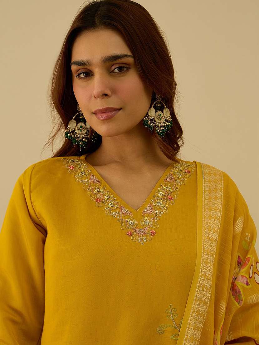 women self design yellow kurta dupatta set - 22440398 -  Standard Image - 1