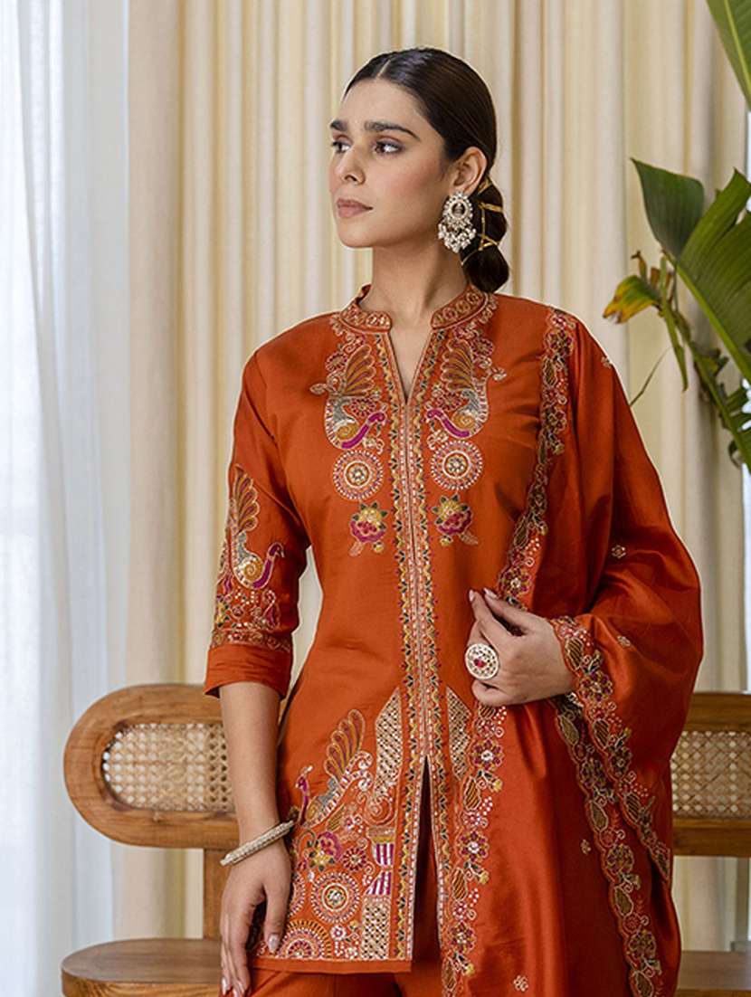women self design orange kurta dupatta set - 22440423 -  Standard Image - 1