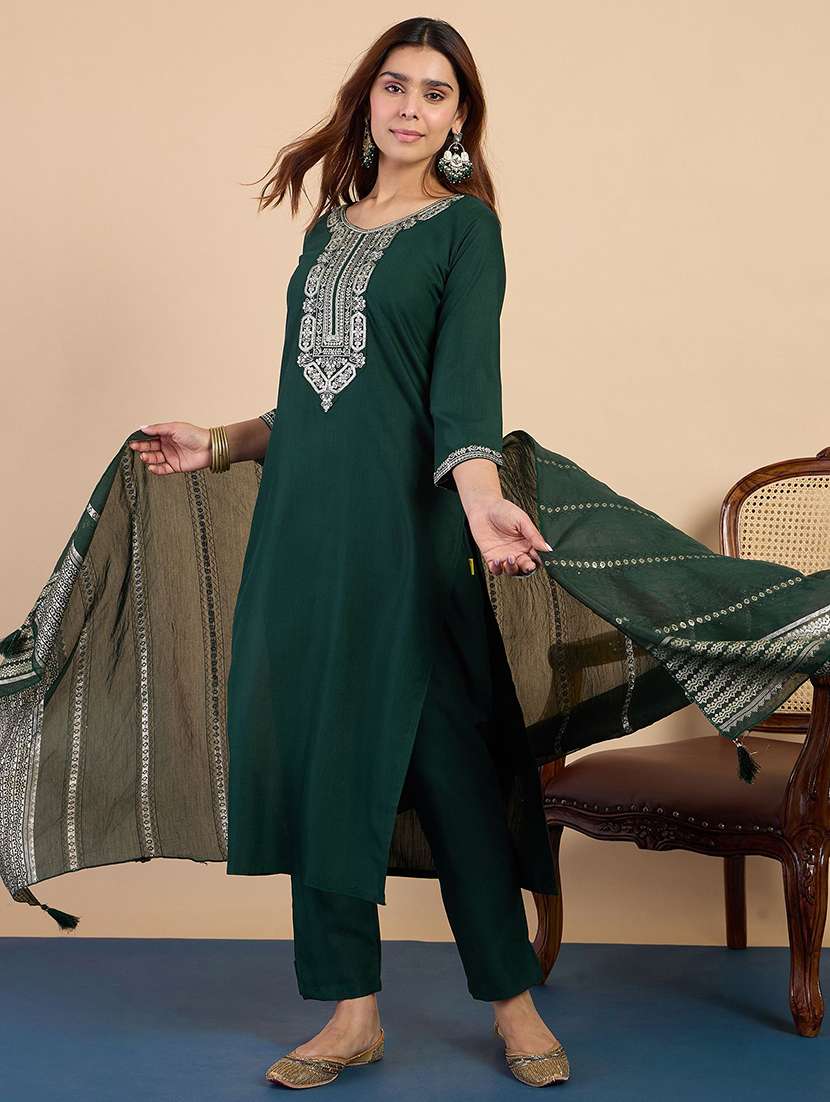 women solid with work three quarter sleeve kurta pant with dupatta set