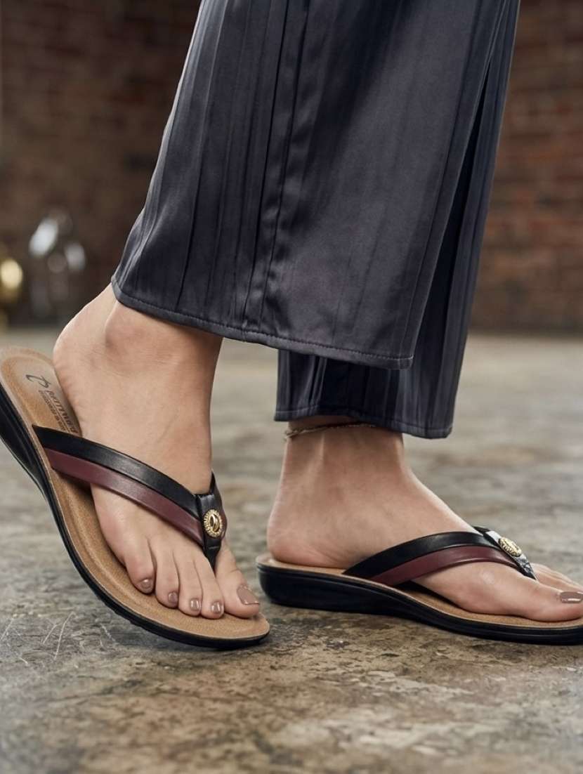 women solid slip on flat sandals - 22440674 -  Standard Image - 1