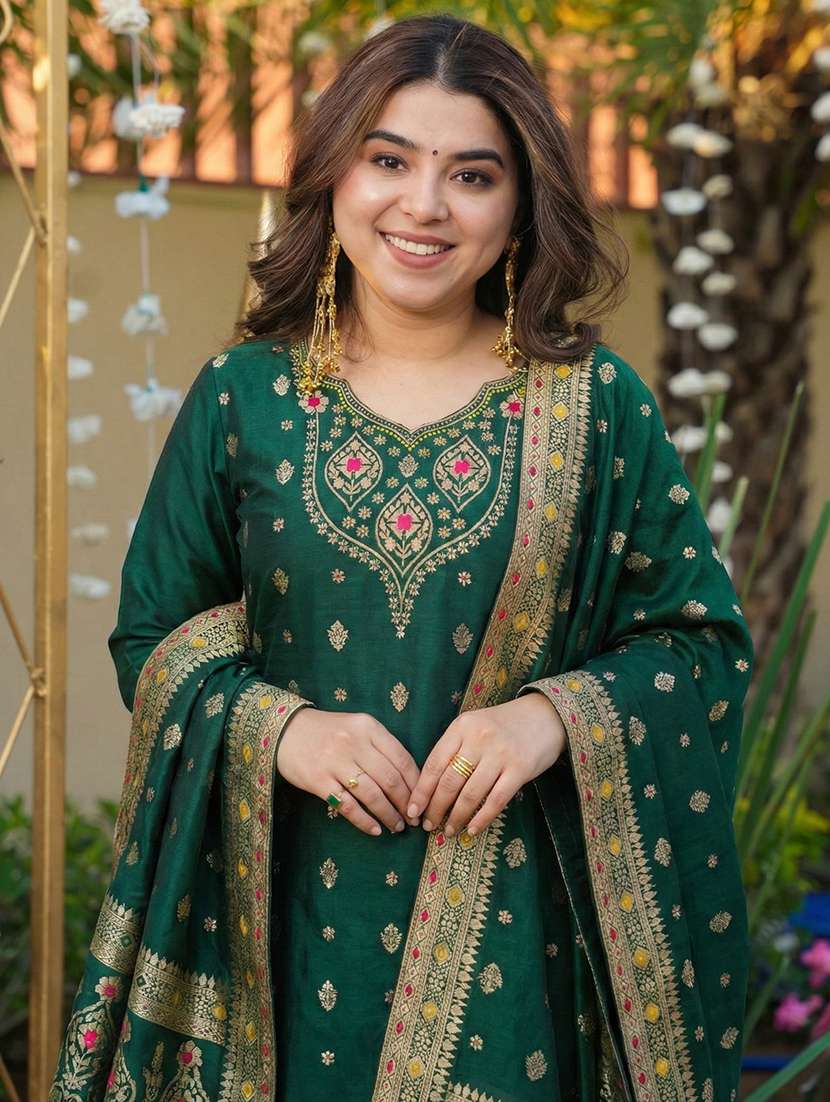 women self design three quarter sleeve kurta pant with dupatta set - 22440835 -  Standard Image - 1