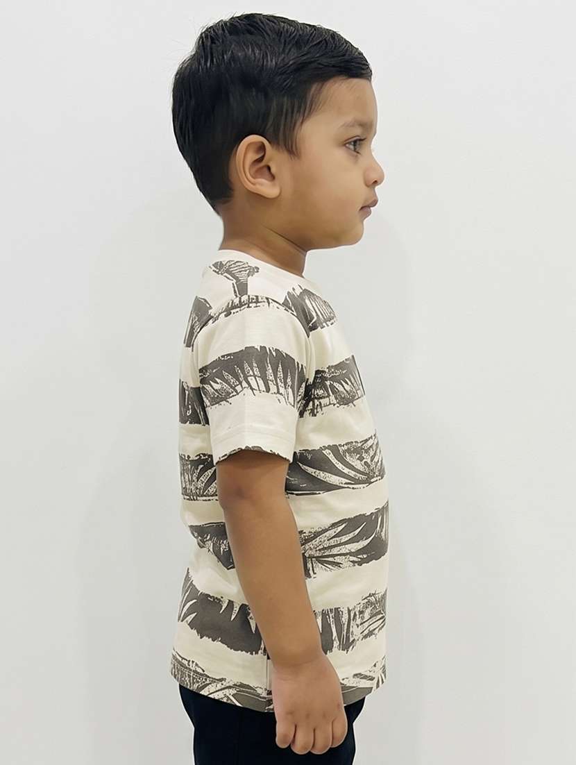 boys printed short sleeves regular fit t-shirt - 22441020 -  Standard Image - 4