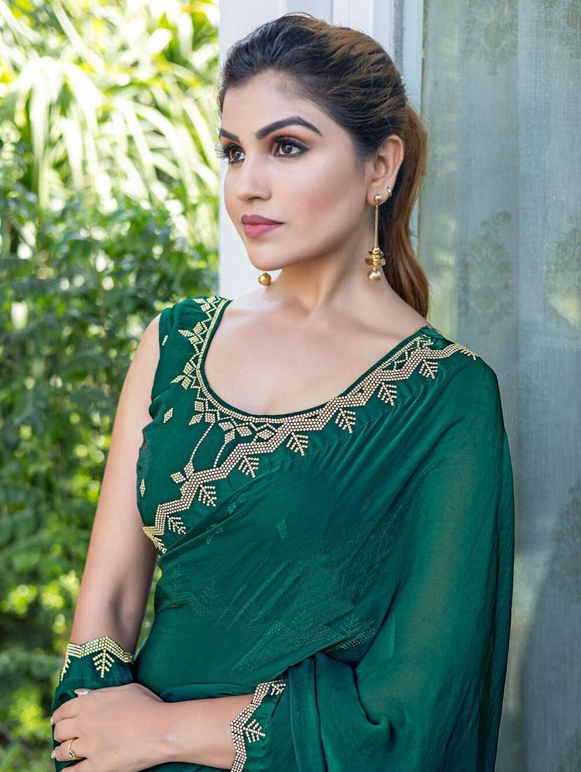 women solid with embellished bordered saree - 22442425 -  Standard Image - 1