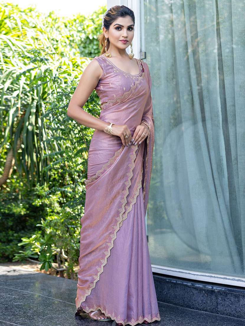women solid with embellished bordered saree - 22442431 -  Standard Image - 1