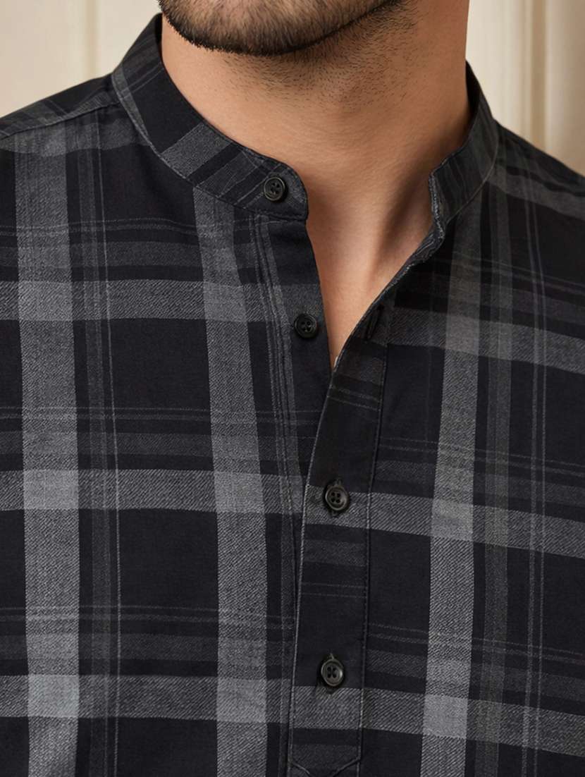 men checkered mandarin neck short kurta - 22442916 -  Standard Image - 1