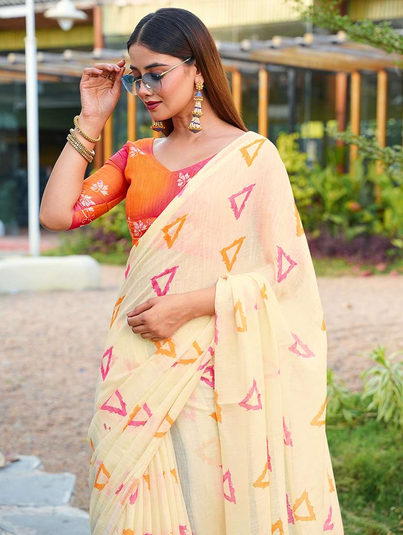 women printed casual wear saree with blouse - 22443370 -  Standard Image - 1