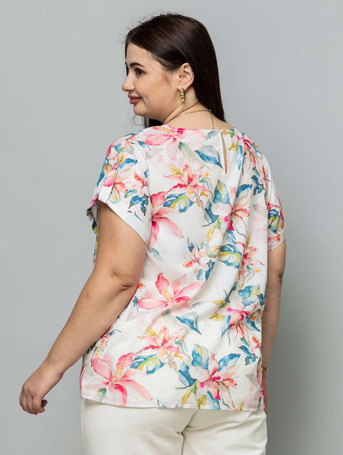 women floral white rayon regular top - 22443571 -  Standard Image - 4