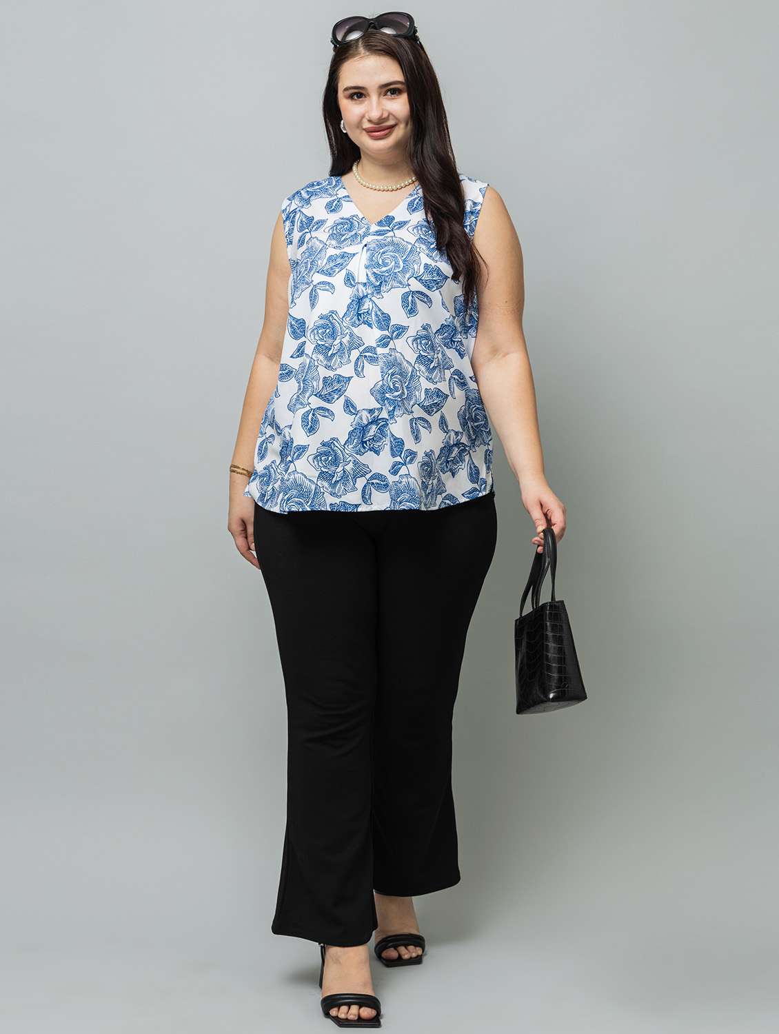 Women Plus Size Pinted Sleeveless Top - 22443578 -  Standard Image - 4