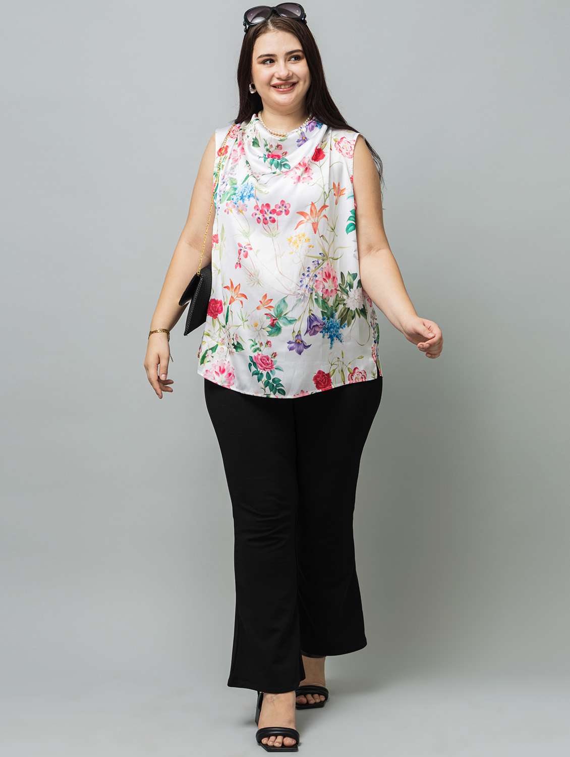 women plus size pinted sleeveless top - 22443583 -  Standard Image - 6