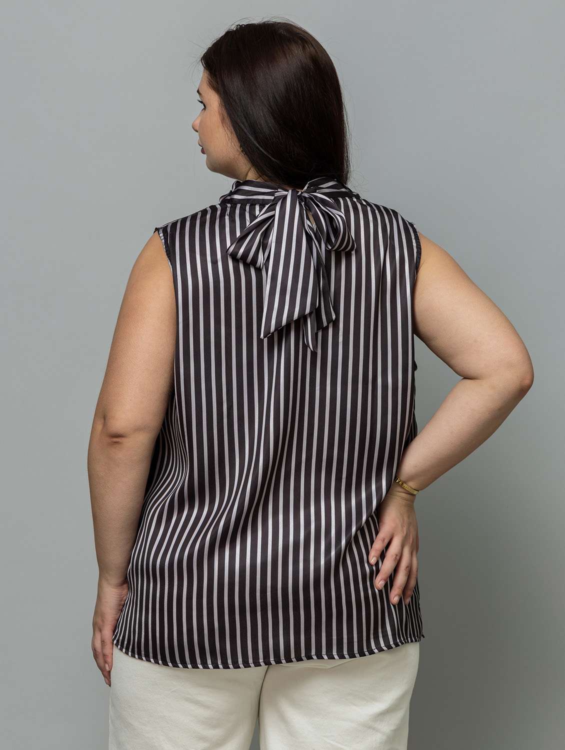 women plus size pinted sleeveless top - 22443584 -  Standard Image - 4