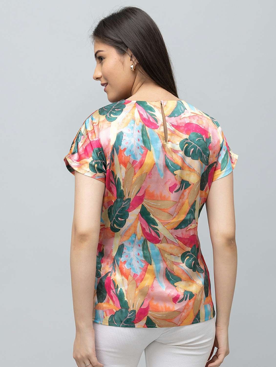 women printed short sleeve regular top - 22443637 -  Standard Image - 4