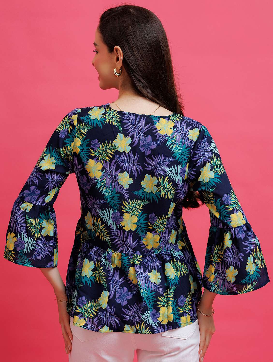 Women Printed Black Crepe Regular Top - 22443694 -  Standard Image - 4