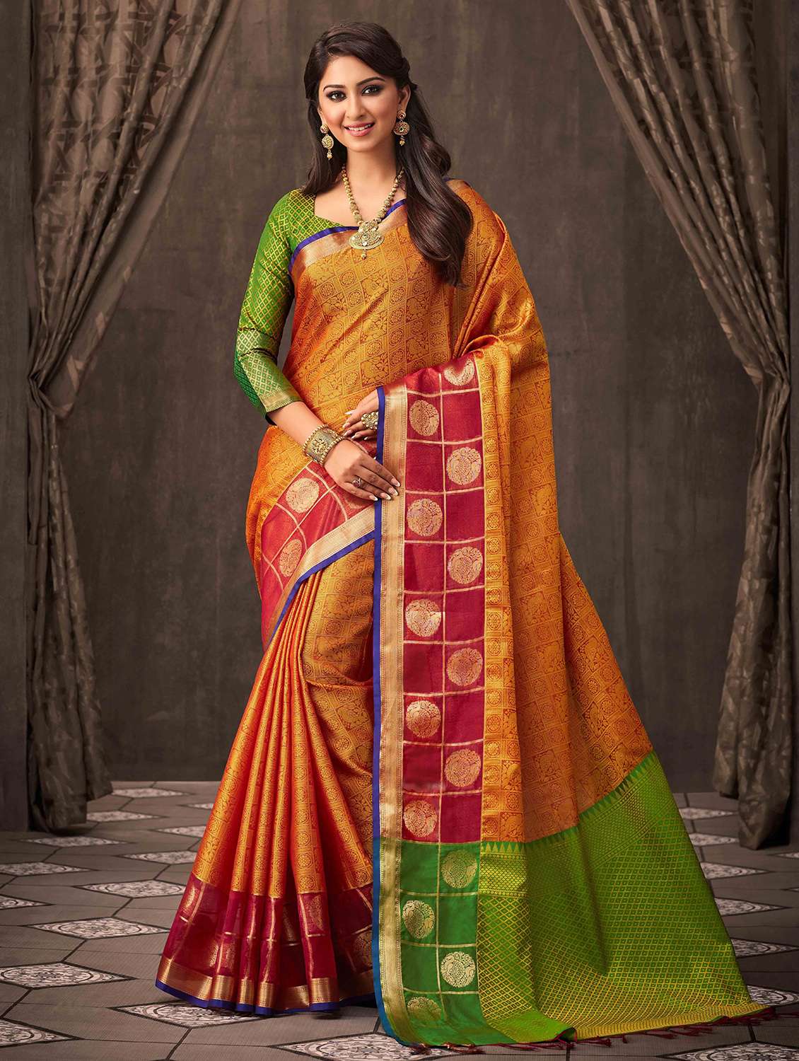 women self design kanjivaram saree